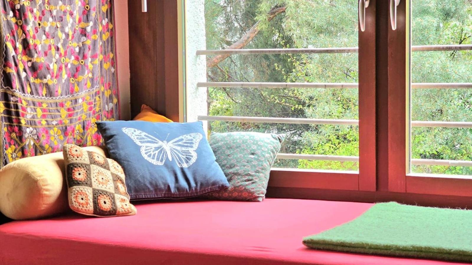 Homestay Gaestezimmer In Alternativer Kulturvilla