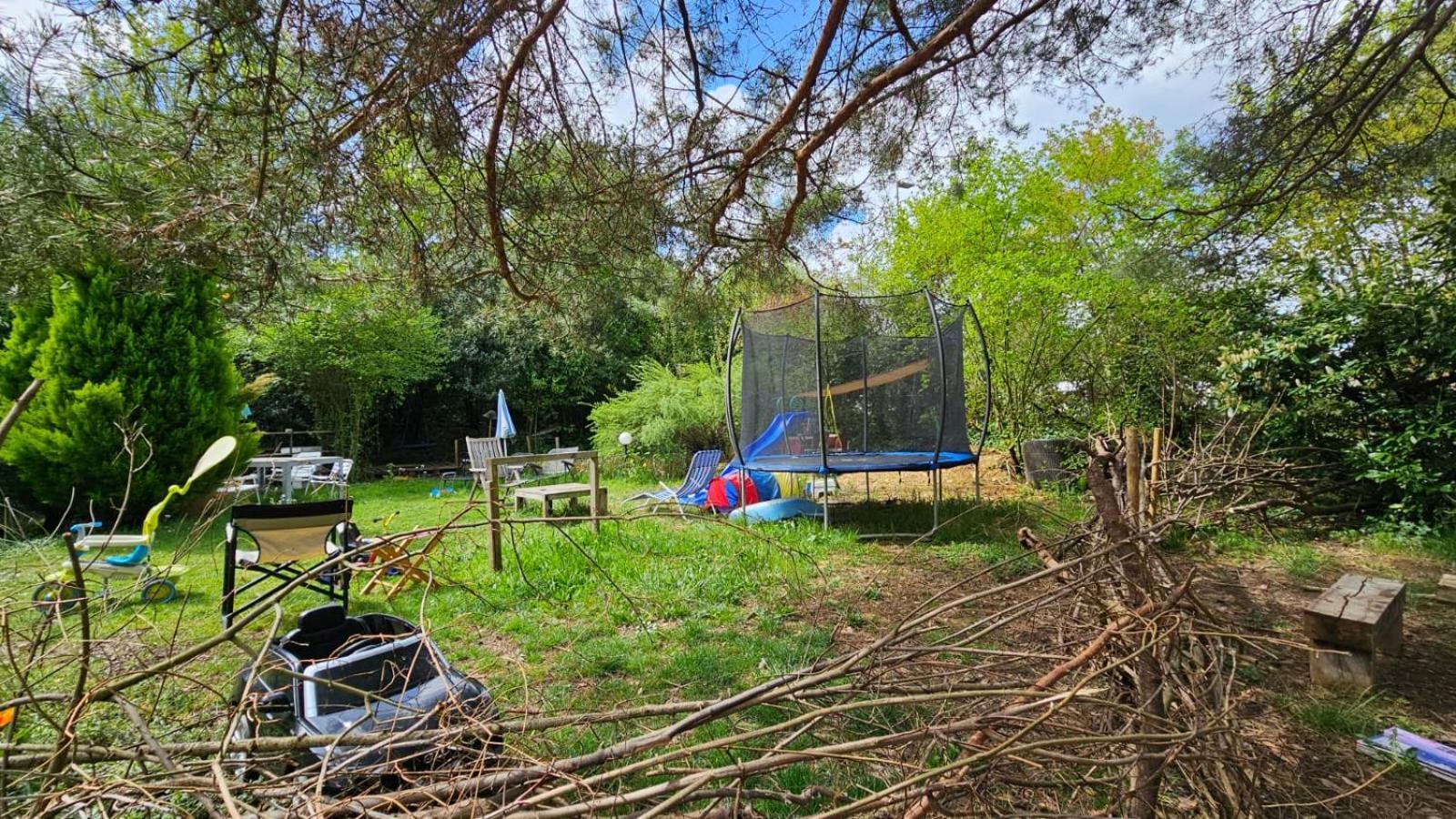 Gaestezimmer In Alternativer Kulturvilla Homestay