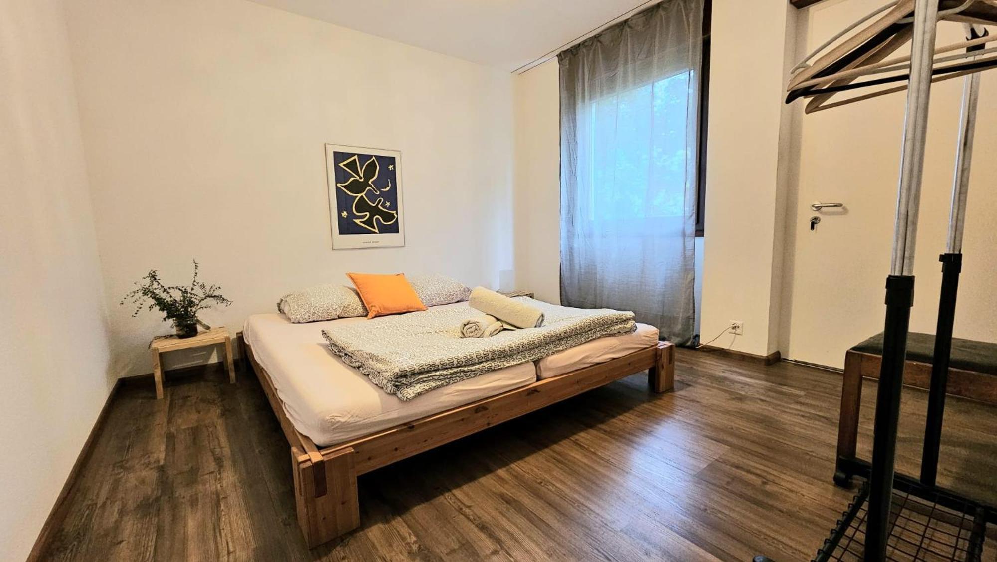 Gaestezimmer In Alternativer Kulturvilla Aesch (Basel-Landschaft)